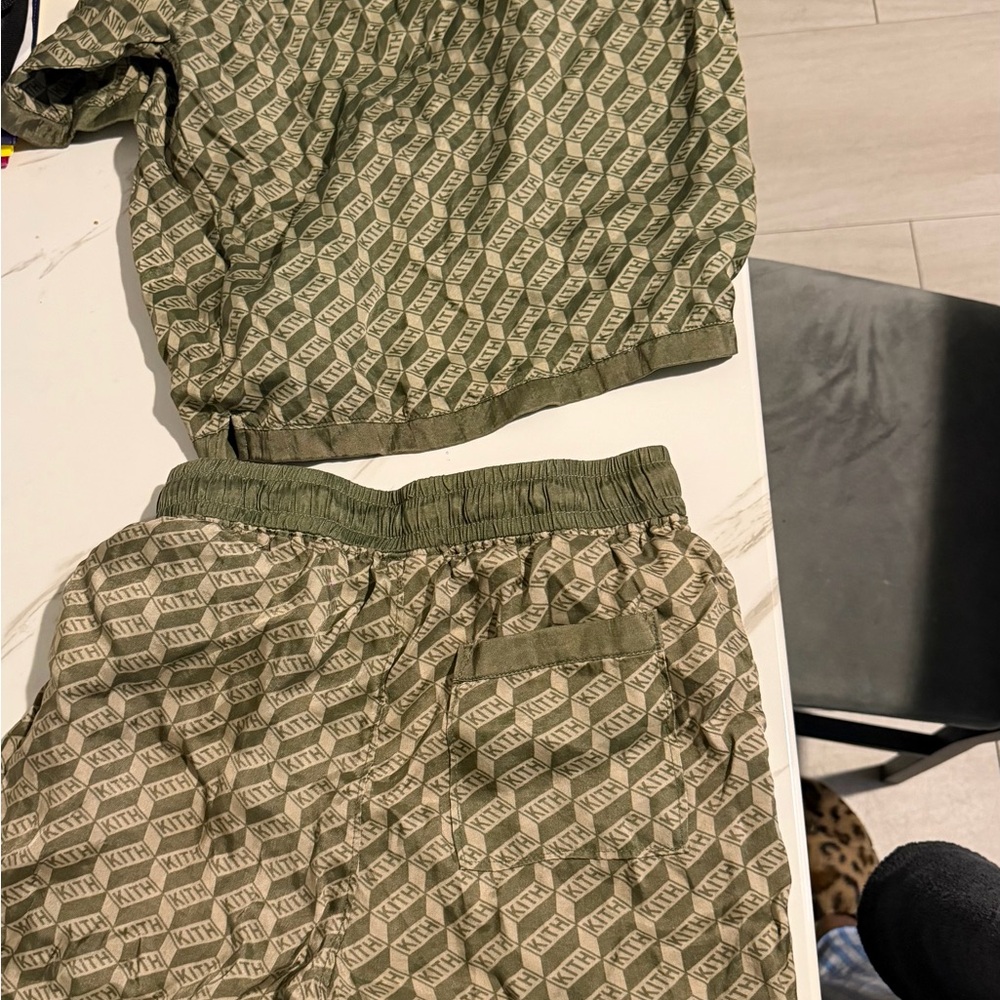 Kith Set